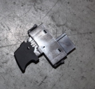Кнопка стеклоподъемника передняя/задняя правая Geely Emgrand X7. Артикул: 1017020125