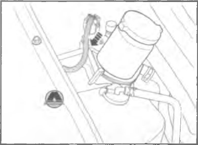 Выполнить операции по удалению воздуха из системы гидроусилителя рулевого управления
